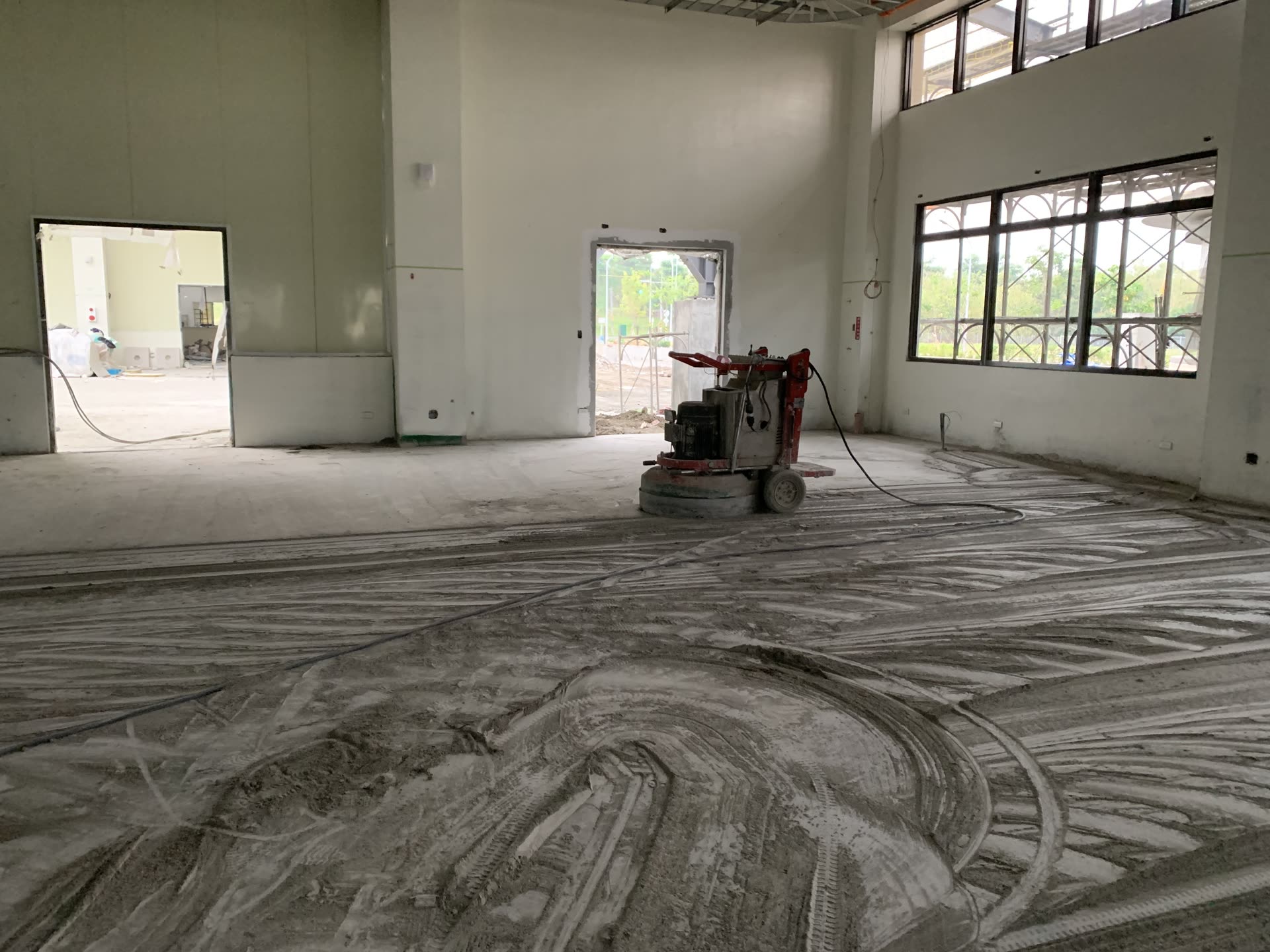 上市上櫃廠房｜精密機械廠新建廠房｜研磨中實錄 10