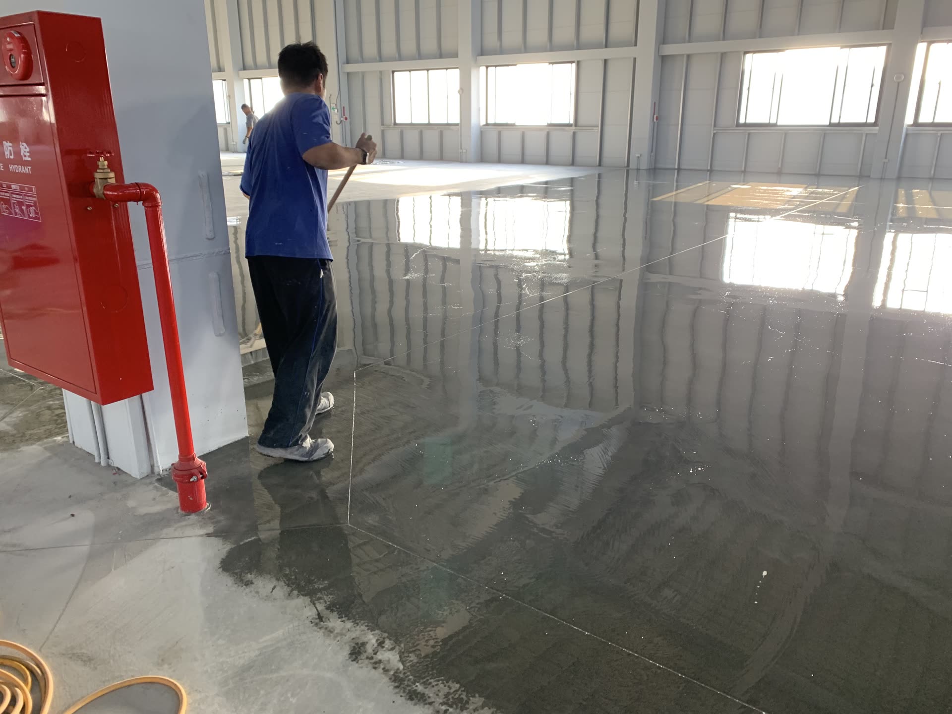 上市上櫃廠房｜金屬製品廠新建廠辦｜塗抹藥劑實錄 03